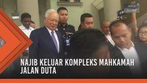 Datuk Seri Najib Tun Razak keluar meninggalkan Kompleks Mahkamah Jalan Duta