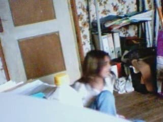 Justine et Pauline qui se cassent la gueule !!