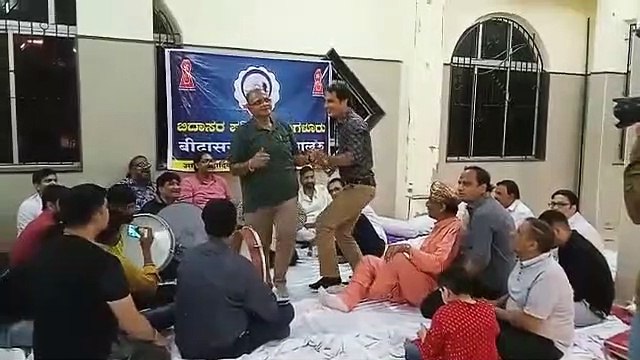 चंग की थाप पर होली के गीतों का शमा बांधा