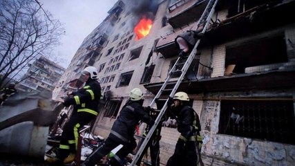 Russia closing in on Ukraine's capital Kyiv, 2 explosions reported