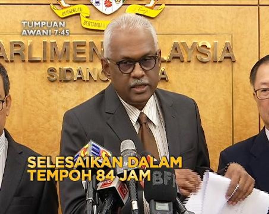 Tumpuan AWANI 7.45: Terserah kepada Azmin & selesaikan dalam tempoh 84 jam