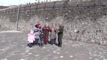 Bitlis'teki Ahıska Türkleri Ukrayna'da barışın sağlanması için dua ediyor