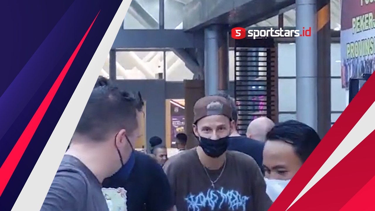 Jelang Balap MotoGP Mandalika,  Pembalap Monster Energy Fabio Quartararo Mendarat di Lombok