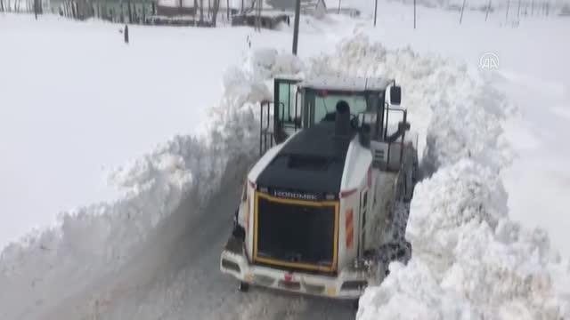 Van, Hakkari, Muş ve Bitlis'te 485 yerleşim biriminin yolu kapandı