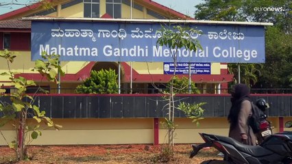 В Индии мусульманки борются за ношение никабов в школах