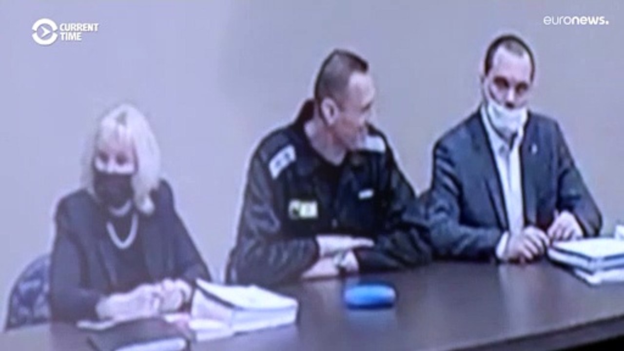 الادعاء الروسي يطالب بسجن المعارض أليكسي نافالني 13 عامًا