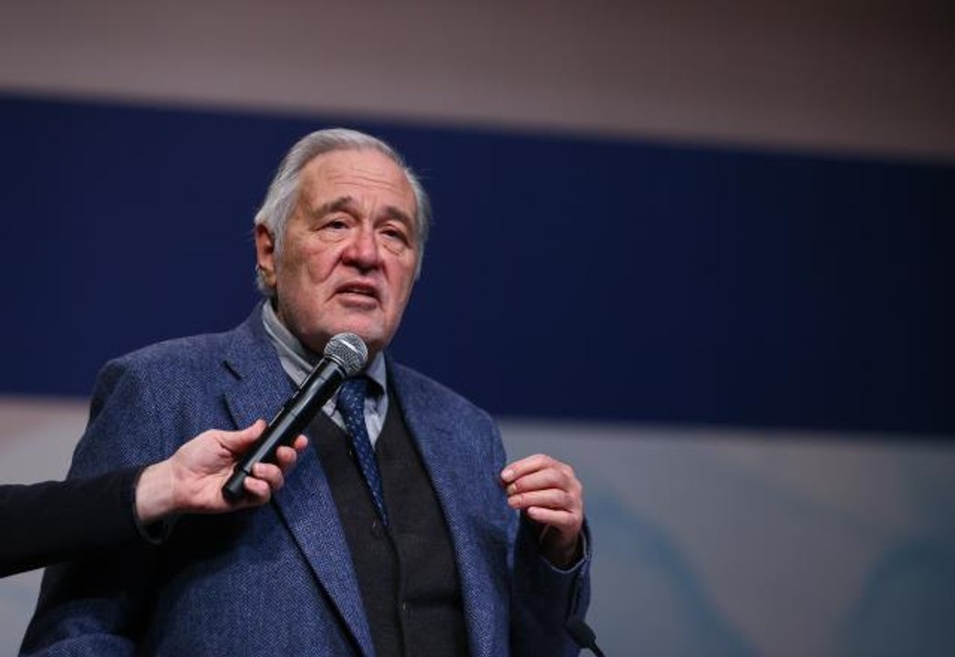 Prof. Dr. İlber Ortaylı, İzmir'in Kurtuluşunun 100. yılı konferansına katıldı