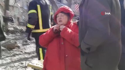 Rusya, Harkov'da Tahliye Edilen Sivillere Saldırdı