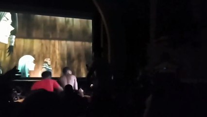 Jujutsu Kaisen 0 : le Grand Rex réagit après des débordements pendant une séance