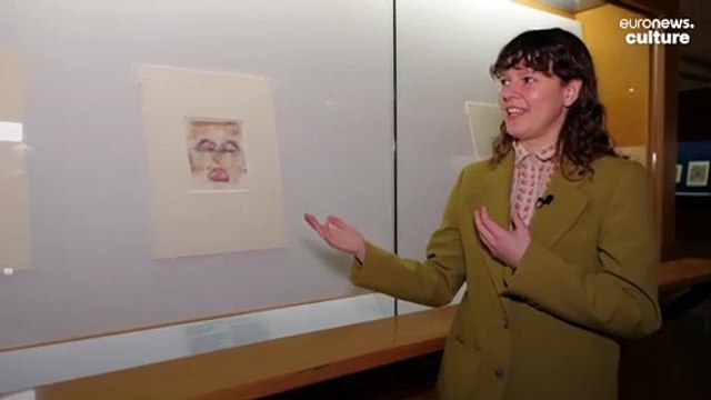 Ukrainian opera singers gather in Lviv for defiant rendition of the national anthem