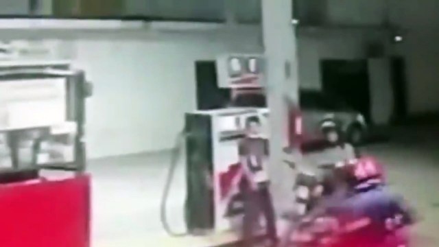 Dupla em moto assalta posto de combustível às margens da BR-230 em Sousa