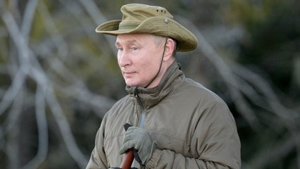 GALA VIDEO - Vladimir Poutine: cette série télé qui lui a donné envie de devenir agent du KGB