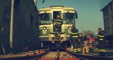 Milano - Vigili del Fuoco ricevono convoglio metropolitana per addestramento (15.03.22)