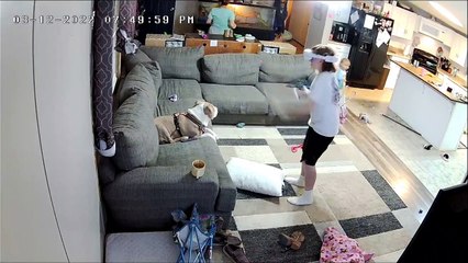 Brother Gets Bonked During VR