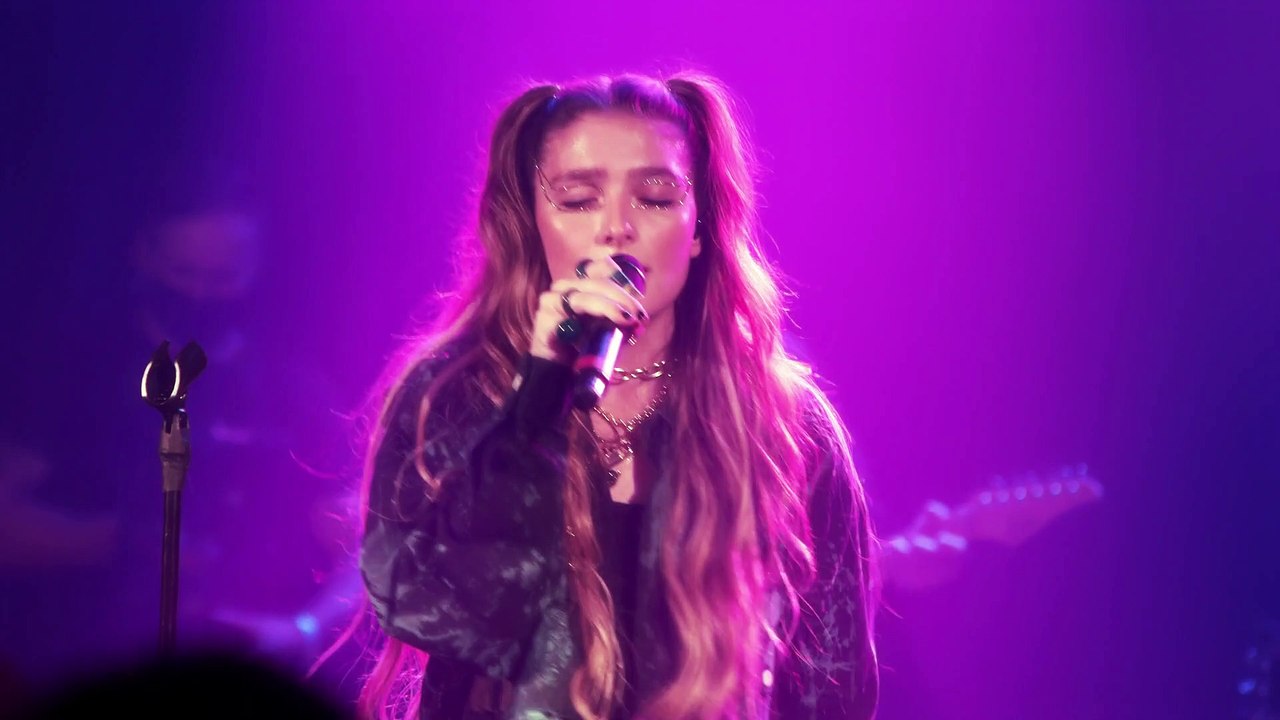 Grace Gaustad - 93 Days (Live At The Roxy)