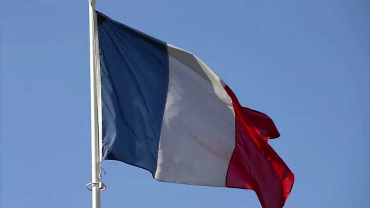 France Lifts All COVID-19 Restrictions for American Travelers — and Drops Mask Mandate