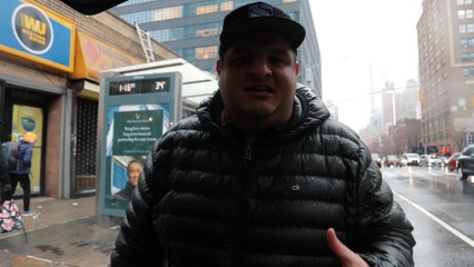 Doing A Burger Review At A New York City Bus Stop Is An Unbelievable Amount Of Suspense