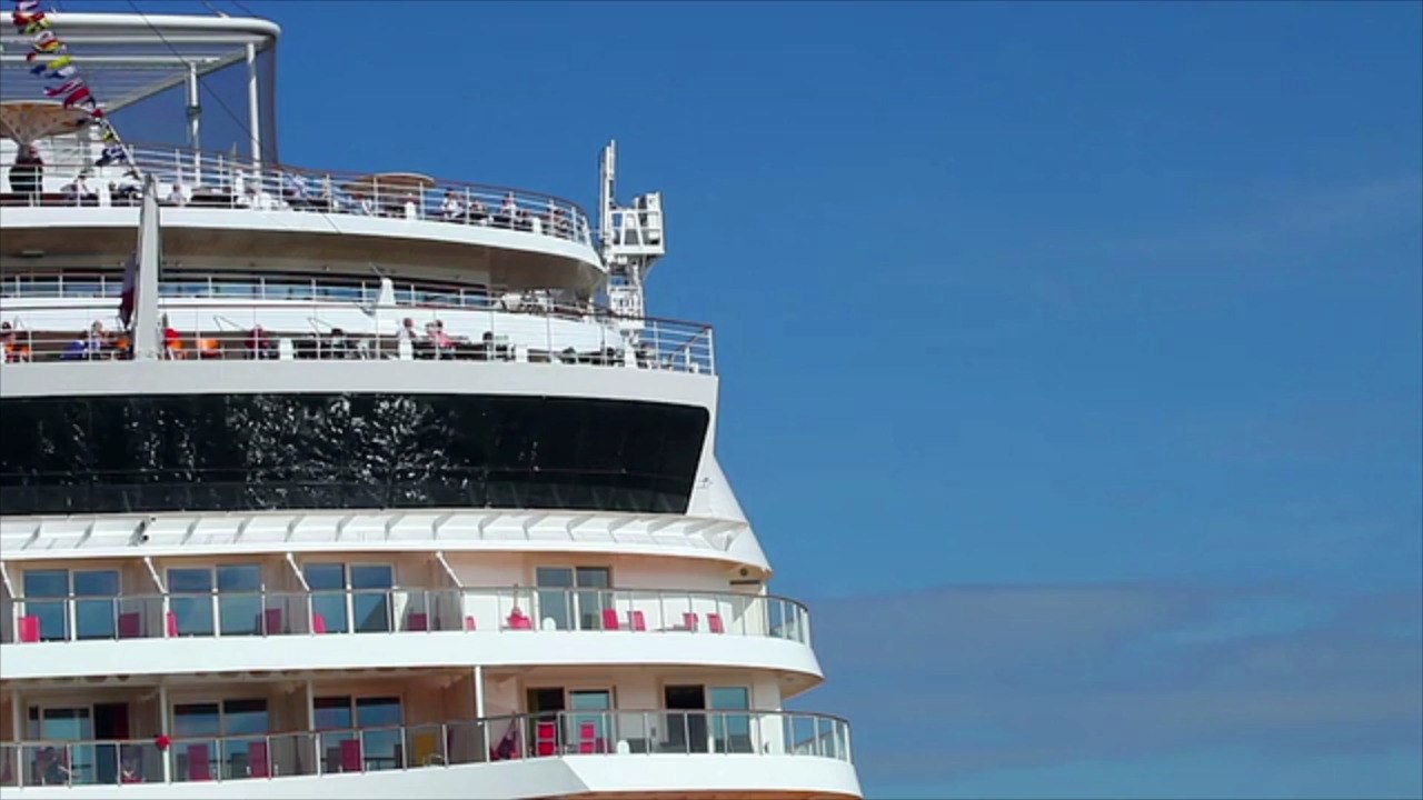 CDC Eases Warning for Cruise Ship Travel Again