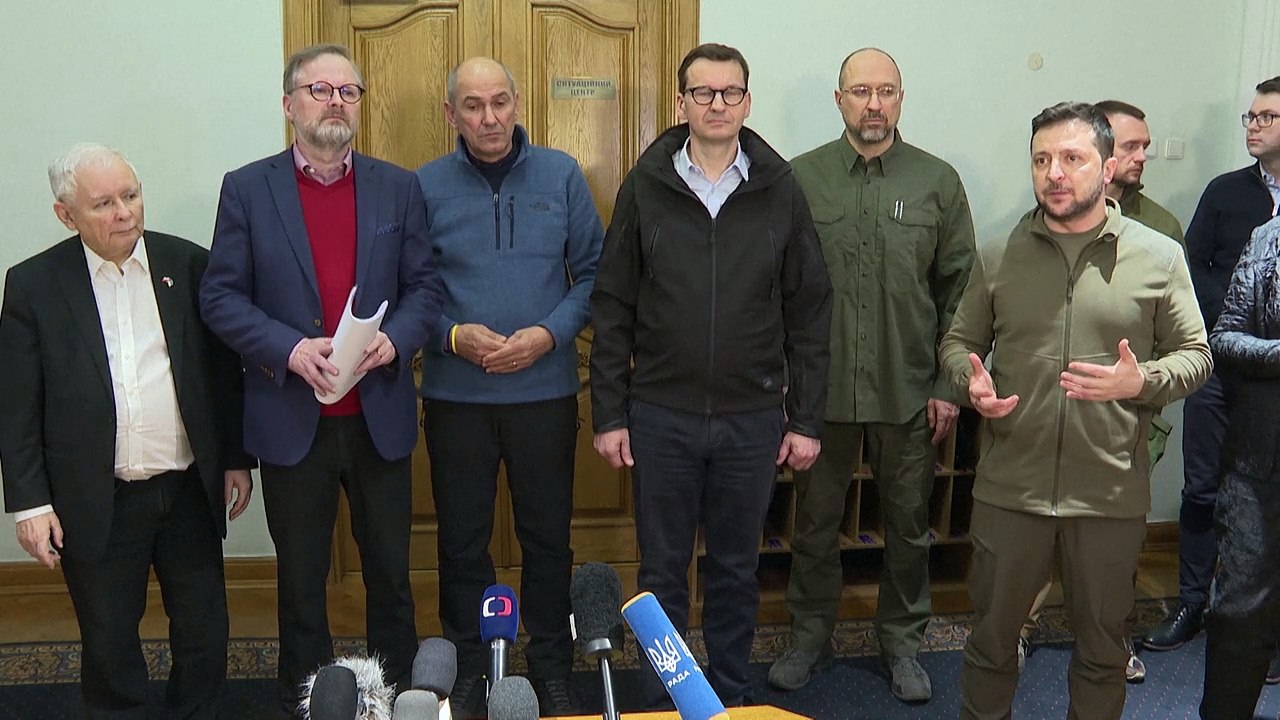 Primeira visita de dirigentes estrangeiros a Kiev