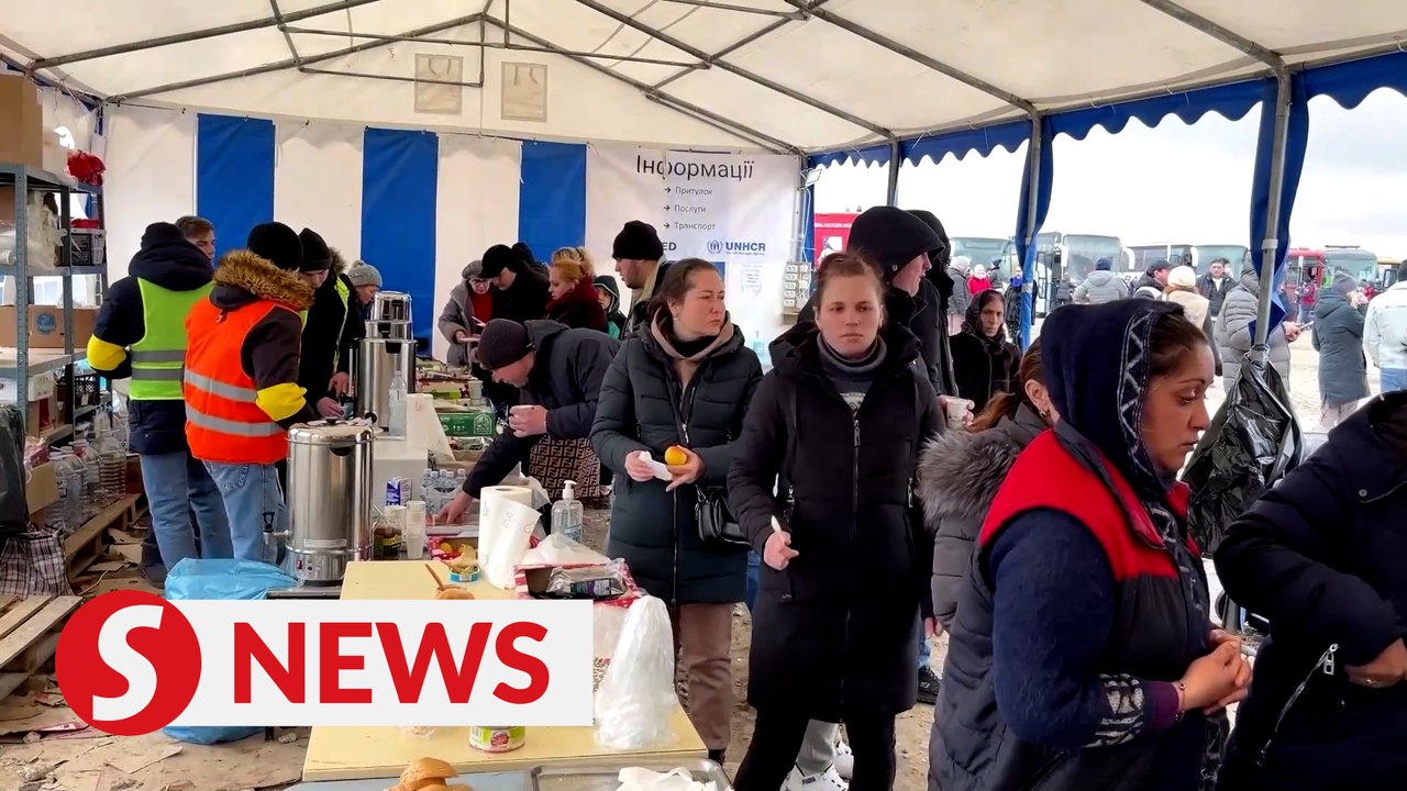 Ukrainians welcomed with hot meals in Moldova
