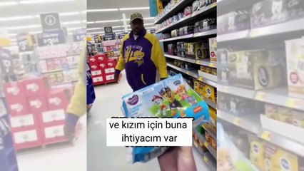 Sosyal medyada viral oldu! Muhammed ismini duyan gözyaşlarını tutamadı