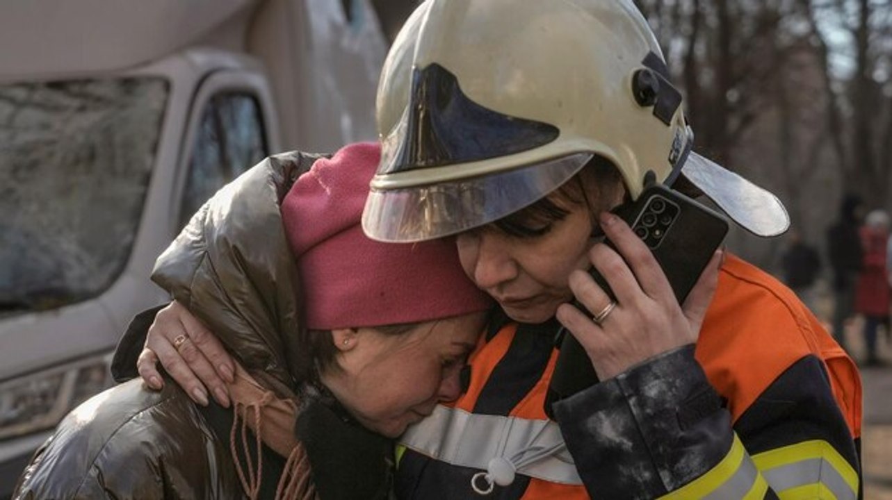 Russian troops continue targeting civilians; weapons factory destroyed in Kyiv; more