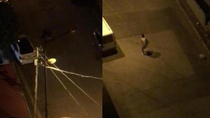 Çıplak vatandaşı mahalle sakini böyle dövdü