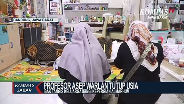 Isak Tangis Keluarga Iringi Kepergian Almarhum