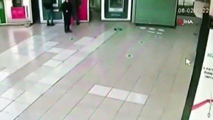 Esenyurt'un sözde ''yardımsever'' ATM faresi suçüstü yakalandı
