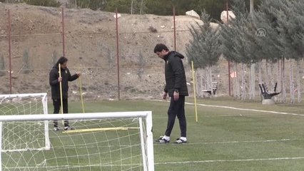 Yeni Malatyaspor Teknik Direktörü Arslan'dan hakem eleştirisi