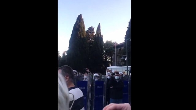Boğaziçi Üniversitesi'nde polis müdahalesi!
