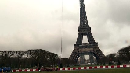 Torre Eiffel "cresceu" mais seis metros com instalação de nova antena