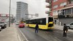 İstanbul'da İETT aracının karıştığı trafik kazası ulaşımı aksattı