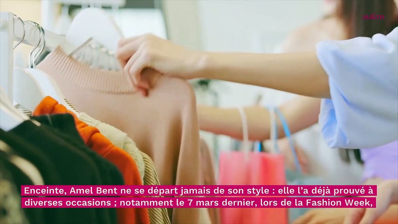 Amel Bent, très enceinte, dévoile son ventre à ses filles