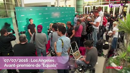 Kristen Stewart : Sexy dans sa robe transparente à l’avant-première de 'Equals' !