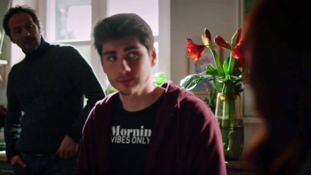 Plus belle la vie : [Indiscrétion] - Delphine et Théo préparent le coup du siècle