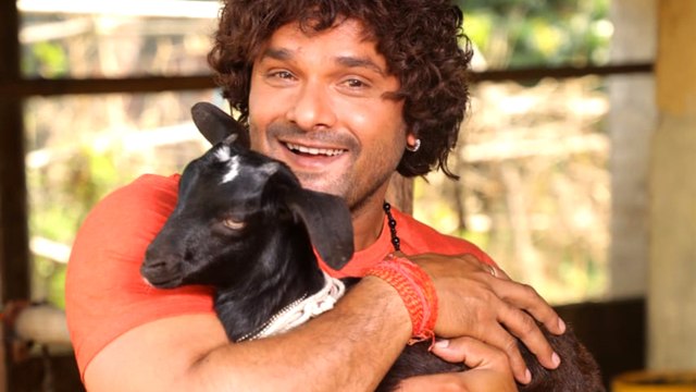 फिल्म 'बोल राधा बोल' के सेट से वायरल हुआ खेसारी लाल का नया लुक, दर्शको का फिर दिल जीत रहे है एक्टर