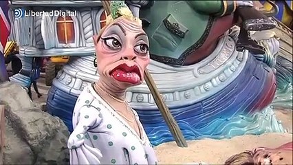 Así se se vivió la tradicional plantà en las primeras Fallas tras la pandemia