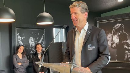 Provence Rugby : la tribune sud sort de terre