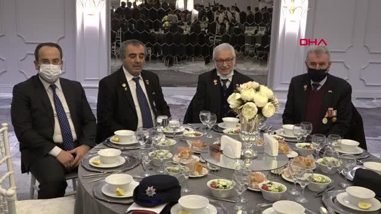 ESKİŞEHİR'DE 3 ŞEHİT YAKINI VE 2 GAZİYE DEVLET ÖVÜNÇ MADALYASI VERİLDİ