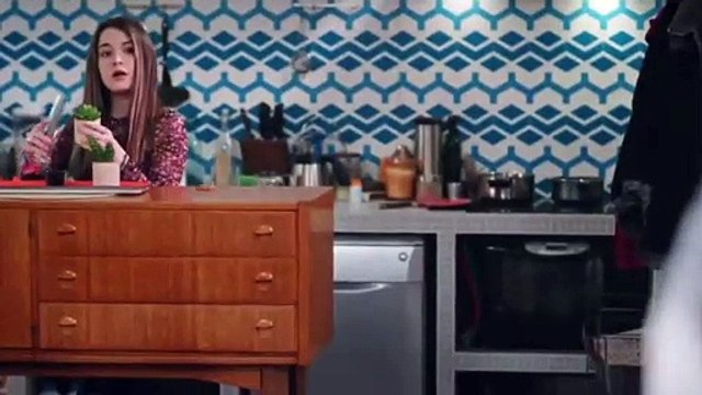 Plus belle la vie : [Indiscrétion] - Lola et Thomas relookent Kilian