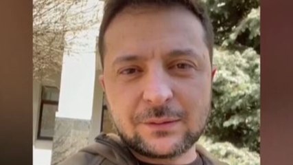 Watch: Ukrainian President Zelenskyy posts video from Kyiv