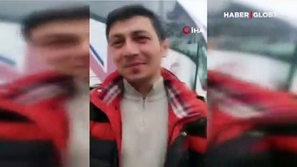 Türk yardım tırını gören Ukraynalı vatandaşlar Türk bayraklarına sarıldı