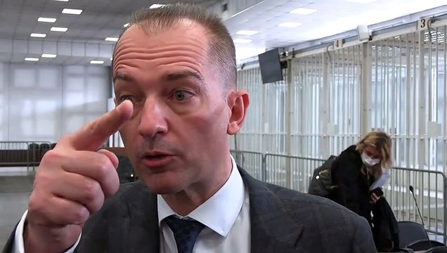 Ruby Ter, il legale di Berlusconi: Distratto dal fidanzamento? Del processo mi occupo io