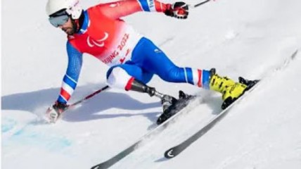 Jeux Paralympiques  un Français s'élance sur le sl@lom en slip !