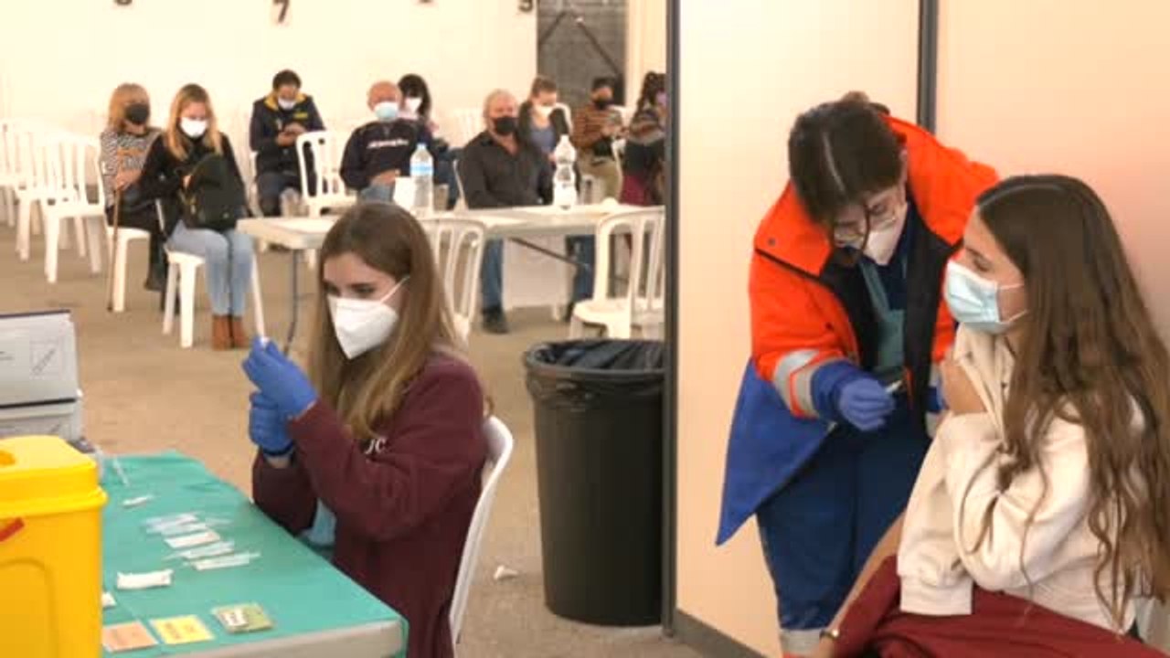 Darias sobre la retirada de la mascarilla en interiores: "Cada vez queda menos"