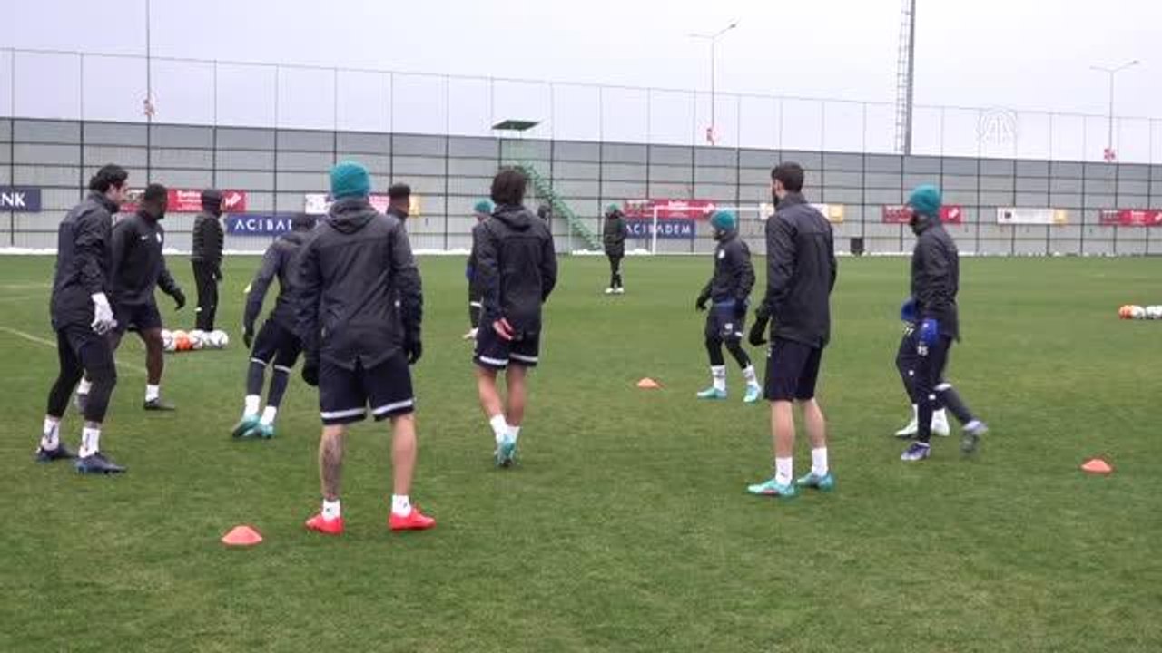 Çaykur Rizespor Teknik Direktörü Korkmaz, Trabzonspor maçı için iddialı Açıklaması