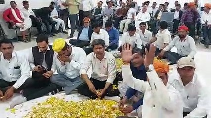 न्यायाधीश ने गाए होली के गीत, झूमे उठे अधिवक्ता