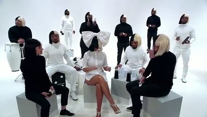 Jimmy Fallon reprend le tube "Iko iko" avec Nathalie Portman