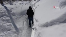 Bitlis'te kardan tüneller dönemi... Kar kalınlığının 9 metreye ulaştığı Bitlis'te mahallelerde kardan tüneller oluştu
